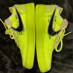 Off White Air Force One Volt